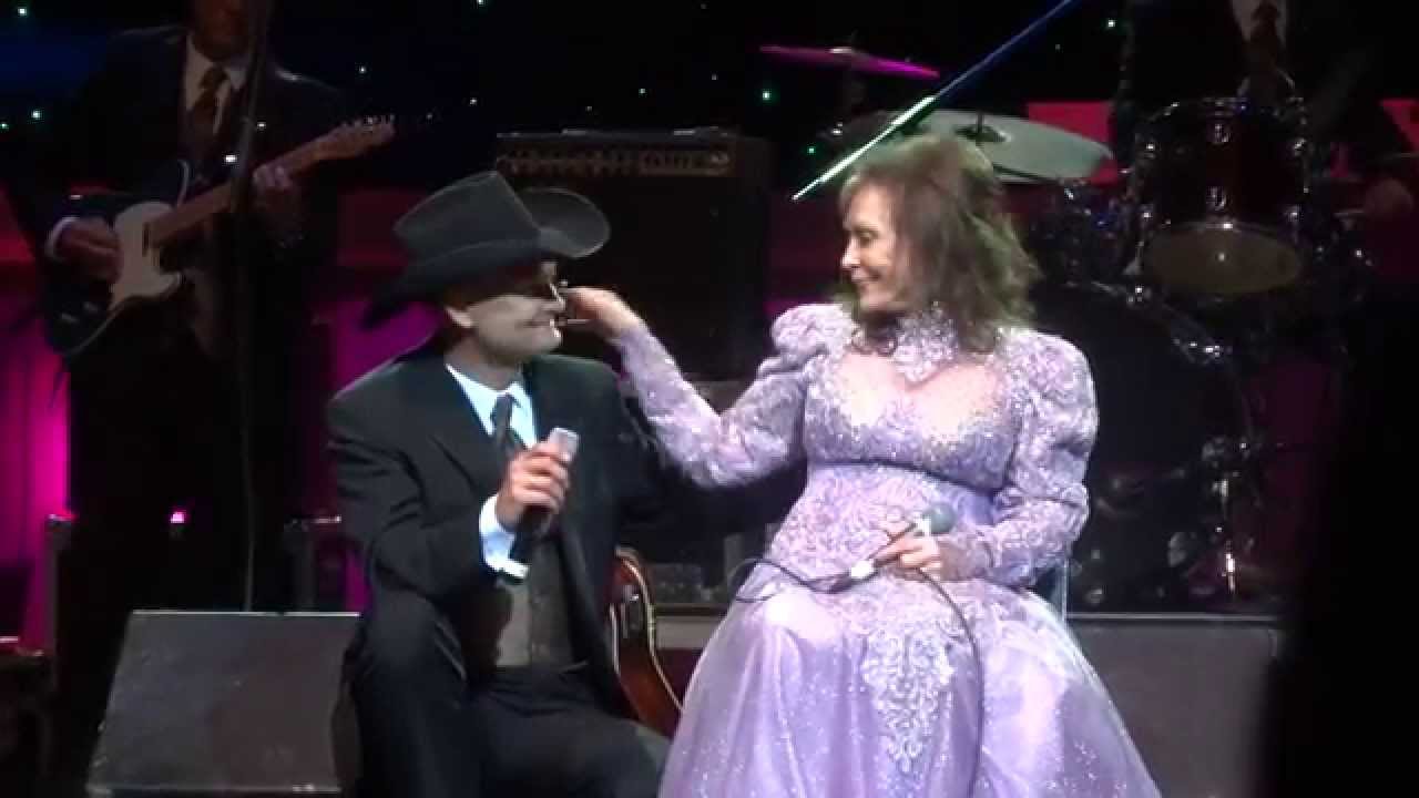 Lead Me On by Loretta Lynn - YouTube