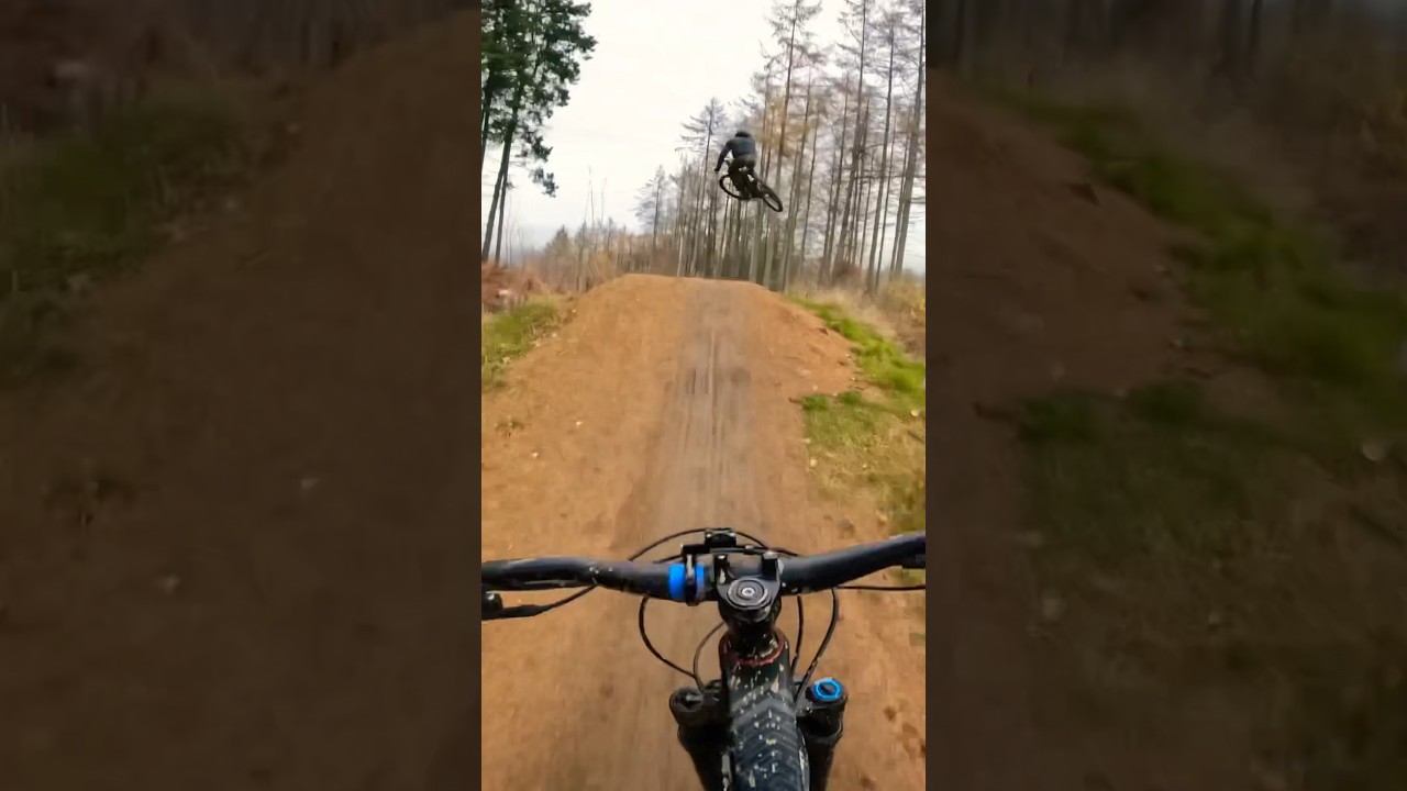 Jump train on DH3 yeoh 👊 STEEL CITY DOWNHILL 