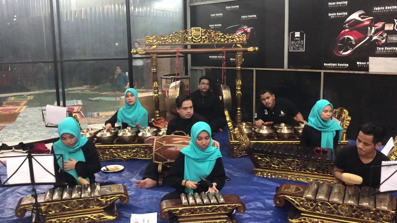 Persembahan Anak  Kampung gamelan  oleh Kumpulan Ranjuna 