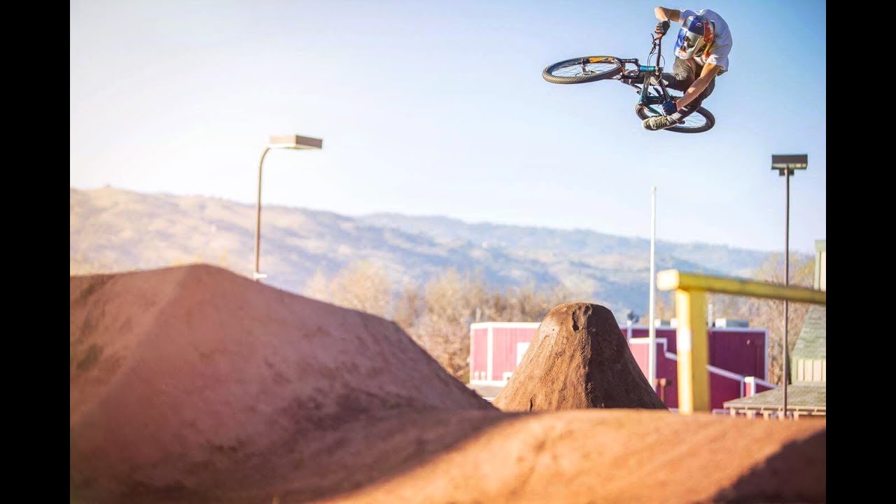 FMB Worldtour Or Not?!? VLOG 6