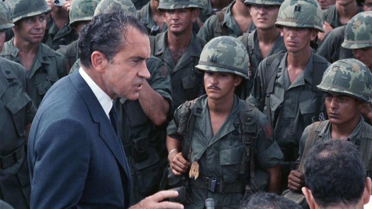 Rare Color Footage: Richard M. Nixon Visits U.S. Forces at Da Nang – September 1965