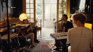 Download Lagu Ola - Hollow (Live) MP3