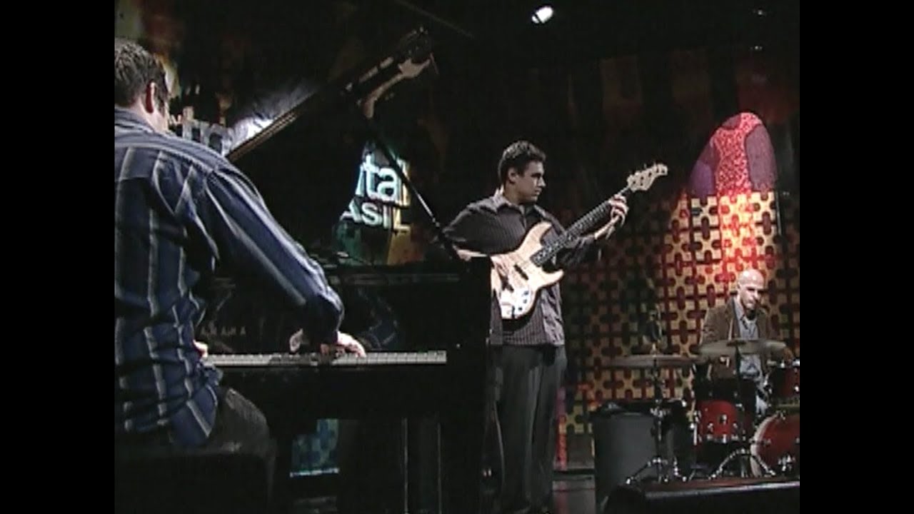 Thiago Espirito Santo | Programa Instrumental Sesc Brasil