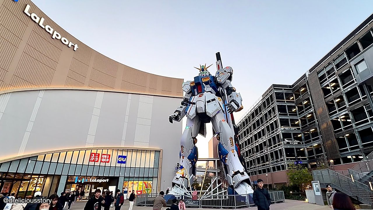 立像 🇯🇵 Life-Size RX-93ff Gundam Statue 実物大νガンダム立像実物大