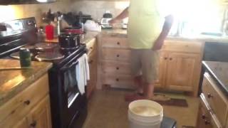 How to make simple moonshine mash