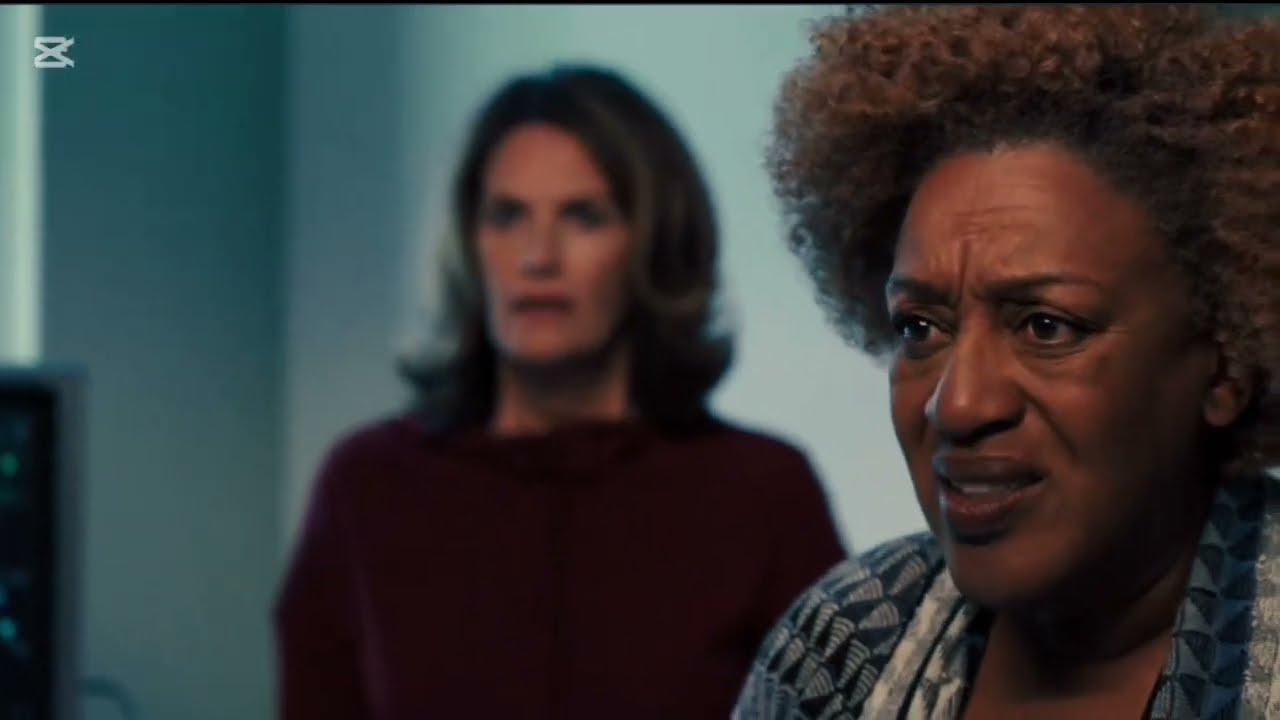 NCIS: New Orleans - 5x01 Amelia in the hospital after Pride