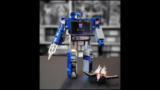 TRANSFORMERS SOUNDWAVE CLASSIC