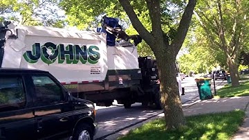 Johns Disposal CCC Heil Python