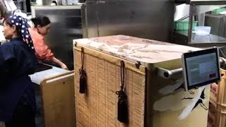 割烹に運搬ロボ　人手不足に助っ人