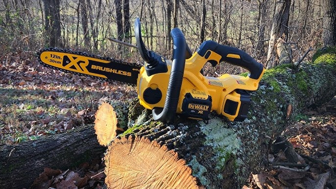 DEWALT 8 in. 20-Volt Pruning Electric Battery Chainsaw (Tool Only