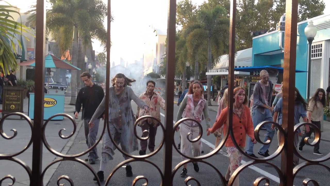 halloween-horror-nights-2013-gate-opening-ceremony-youtube