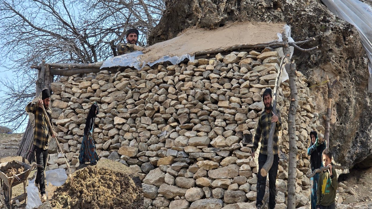 Жизнь в пещерах гор Ирана: борьба за выживание кочевой семьи.