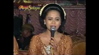 Kembang Rawe - Voc. Rini, Karawitan Mudho Laras