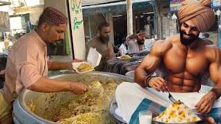 PEHALWAN BIRYANI | CRAZY RUSH FOR STREET BEST BEEF BIRYANI OF KARACHI | STREET FOOD OF PAKISTAN