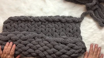 Video #6 - How To Finish Your Simple & Cozy Chunky Knit Blanket (casting off)
