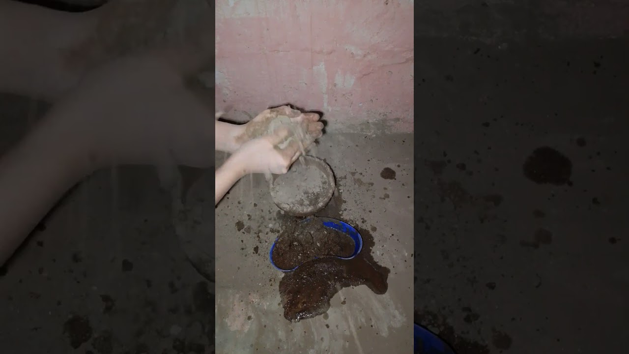 dipping sand in water 💧 