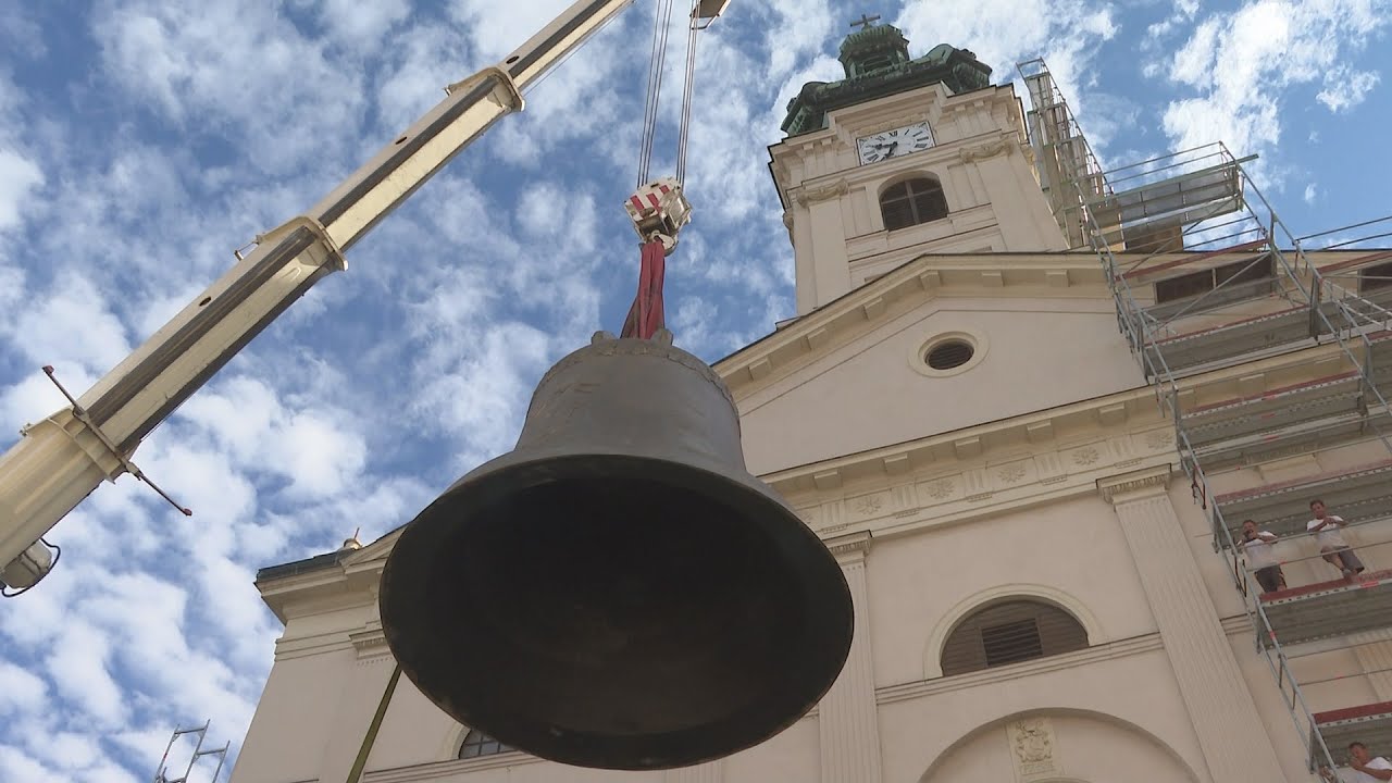 Megérkeztek a bazilika új harangjai