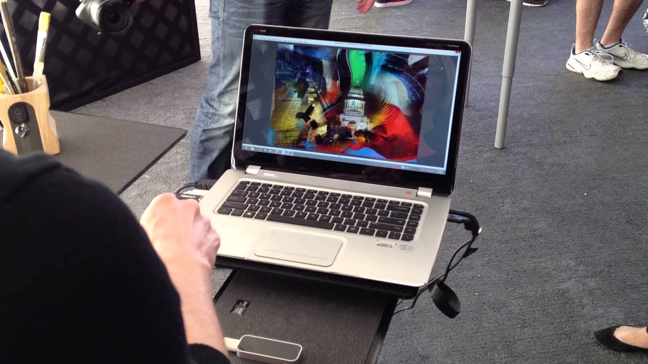Painting with Leap Motion - YouTube