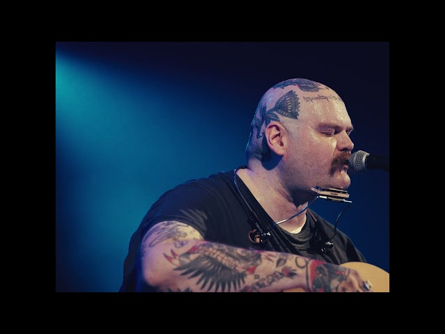 John Moreland  - Gentle Violence (Live at Tower Theatre | 5.3.2024) class=