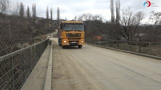 Временная мостовая переправа через реку Эрпели-озень // г. Буйнакск