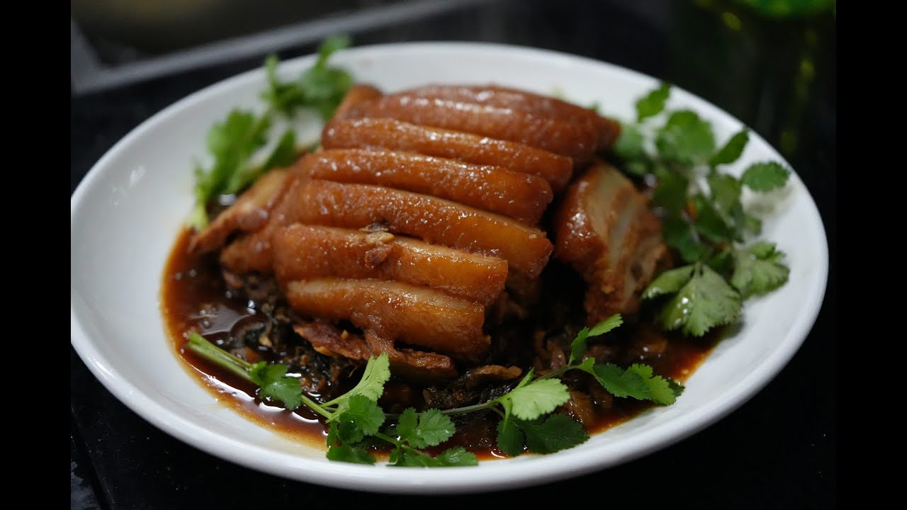 客家人年夜饭上的梅菜扣肉到底难不难做？一个视频教会你，太香了