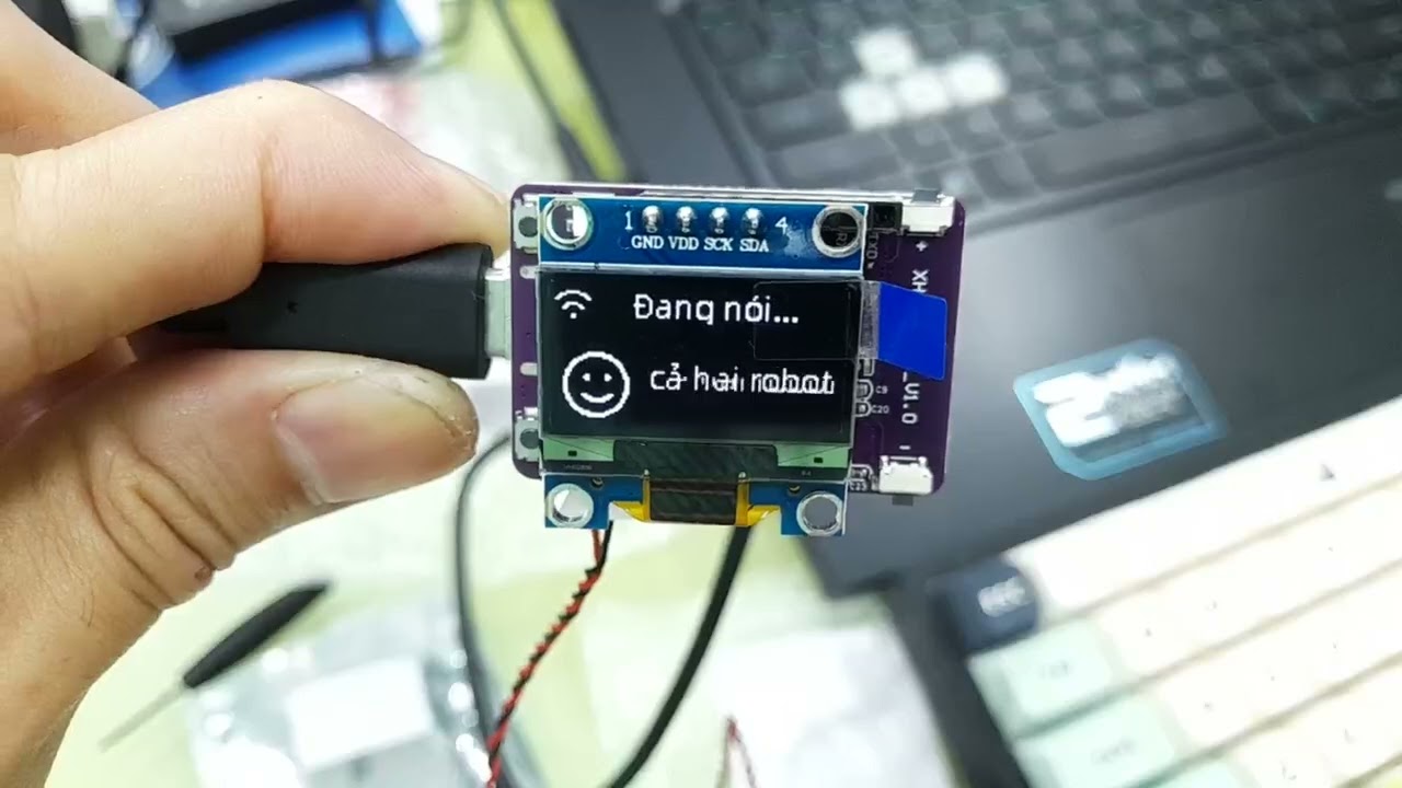 Mini chatbot with ESP32
