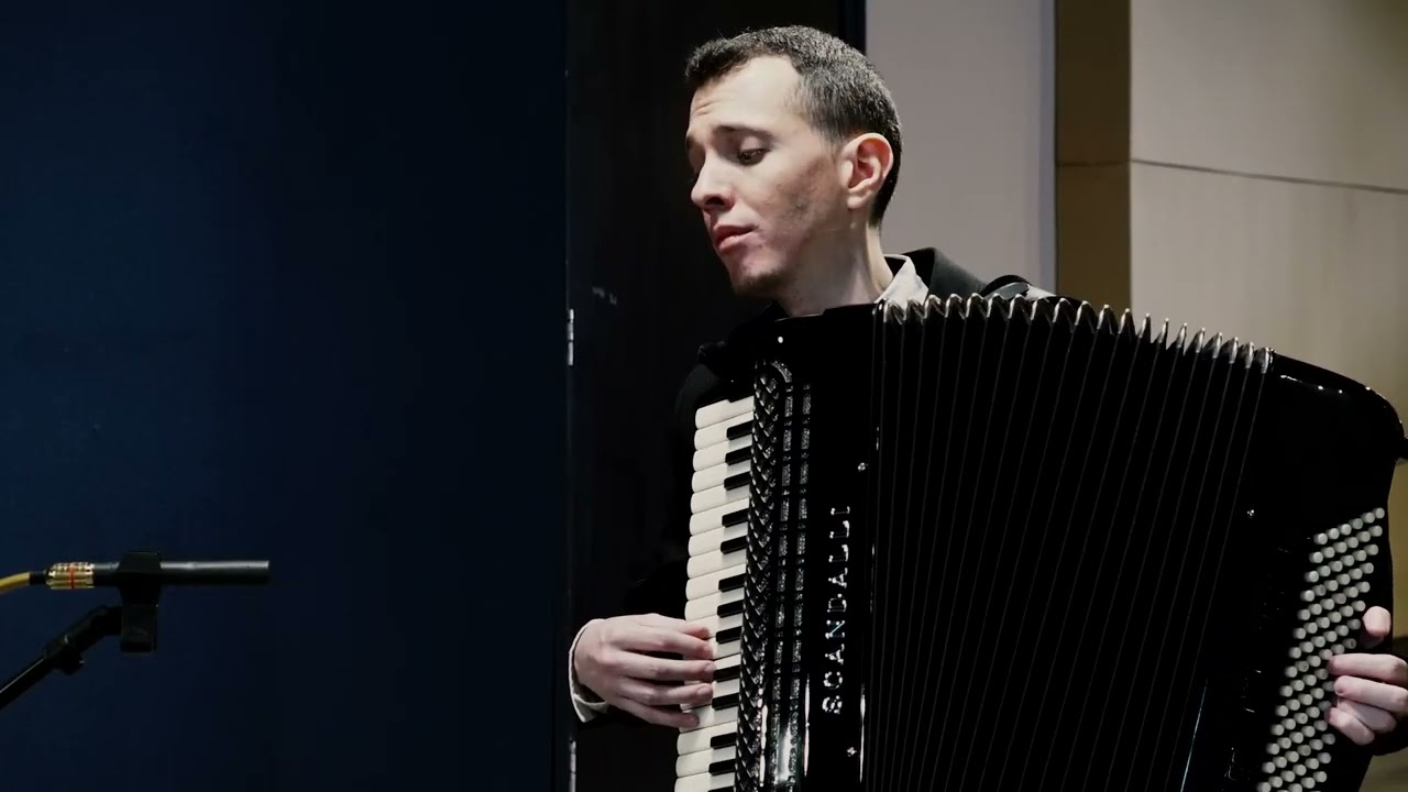 Prelude No. 1 in A Minor: Vivace