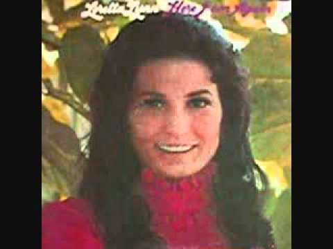 loretta lynn"here i'am again"