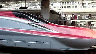E5系 · E6系 新幹線 JR東日本 2013.07.02 連結運轉的17輛編組 東京出站【はやぶさ · スーパーこまち 7号】JR East E5 · E6 Tokyo Departure
