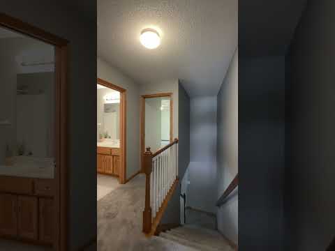 1533 SW Shelby Ct, Lee's Summit, MO home video tour