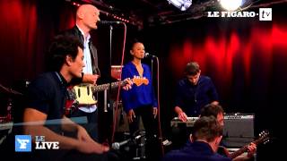 Video thumbnail of "Gaëtan Roussel - Eolienne - Le Live"