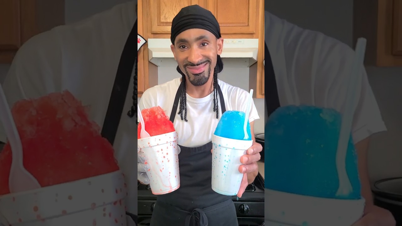 Fluffy shaved ice flavored with sweet syrups | How to make New Orleans Snowballs 