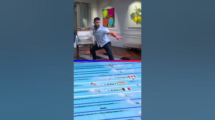 Leon Marchand's biggest fan at Paris 2024? None other than Michael Phelps! 🏊