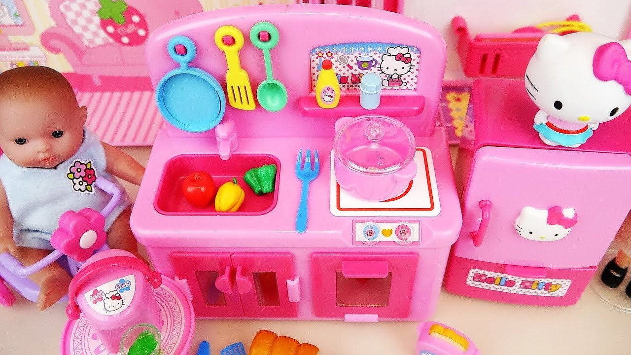 Baby doll and Hello Kitty mini kitchen 