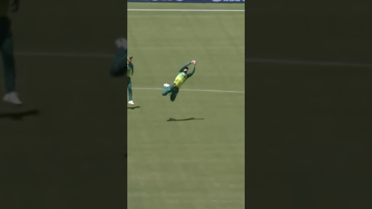 Amazing Slip Catch Dale Steyn Classic  Bowling