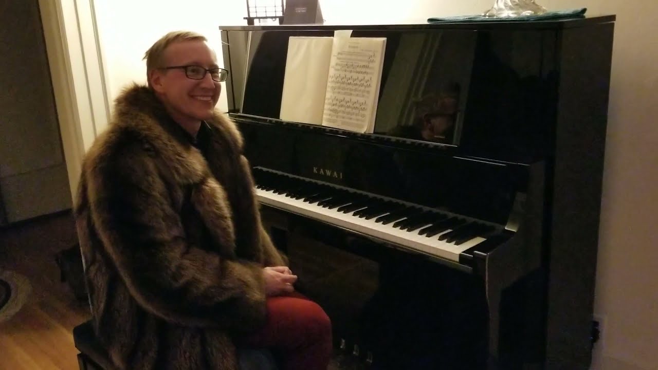 Marti's Music Kitchen David Saffert Plays Happy Birthday as Liberace