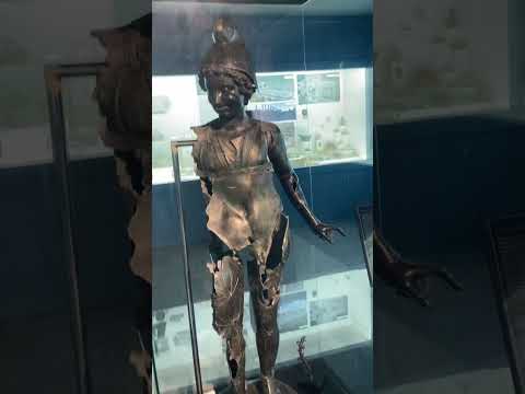 Video: Muzej arheologije in umetnosti Maremma (Museo archeologico e d'arte della Maremma) opis in fotografije - Italija: Grosseto