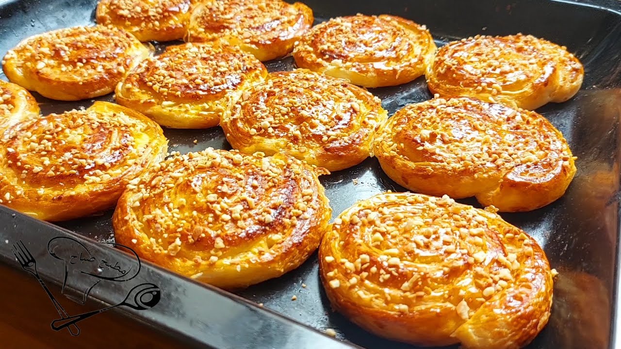 جربيه غتولي مدمنة عليها ✔️أحسن من الباتيسري بدون اختمار مستحيل تجربيهم ومتعاودهمش 