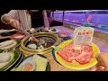 Restaurant japonais  tapis roulant pour barbecue