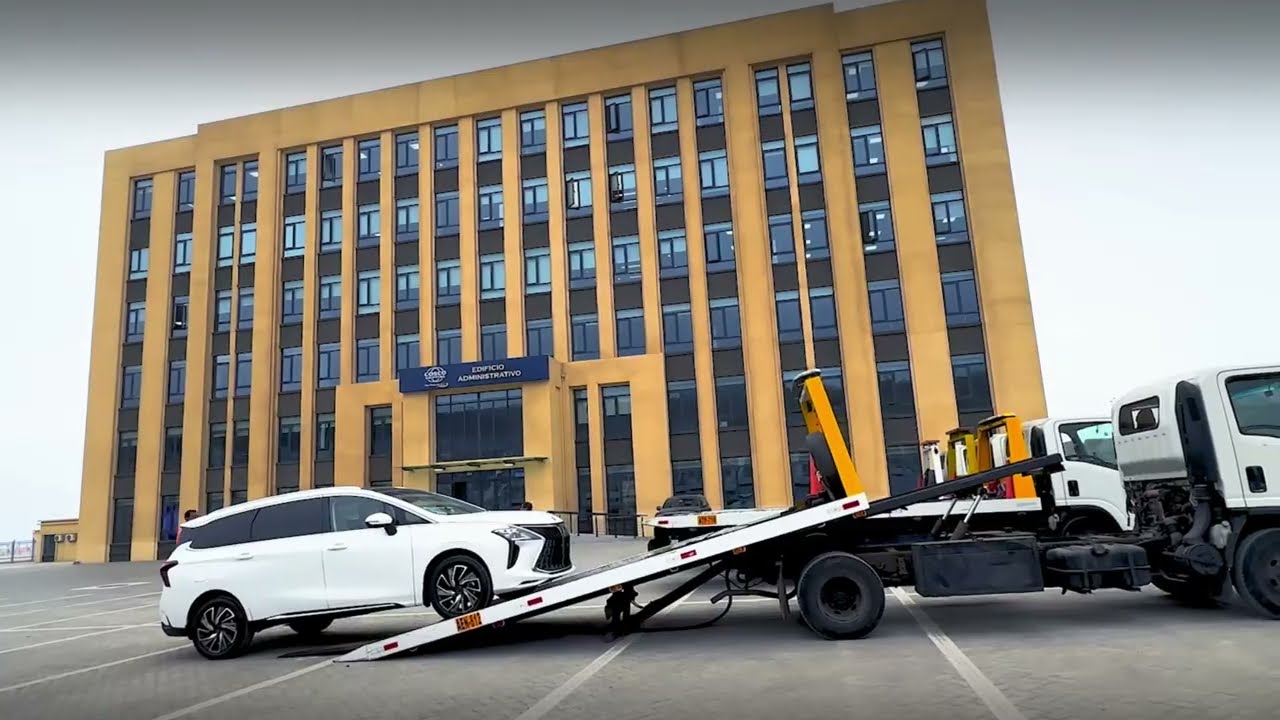 FORTHING U-Tour and Friday: the official business cars of COSCO SHIPPING ports Chancay Peru.