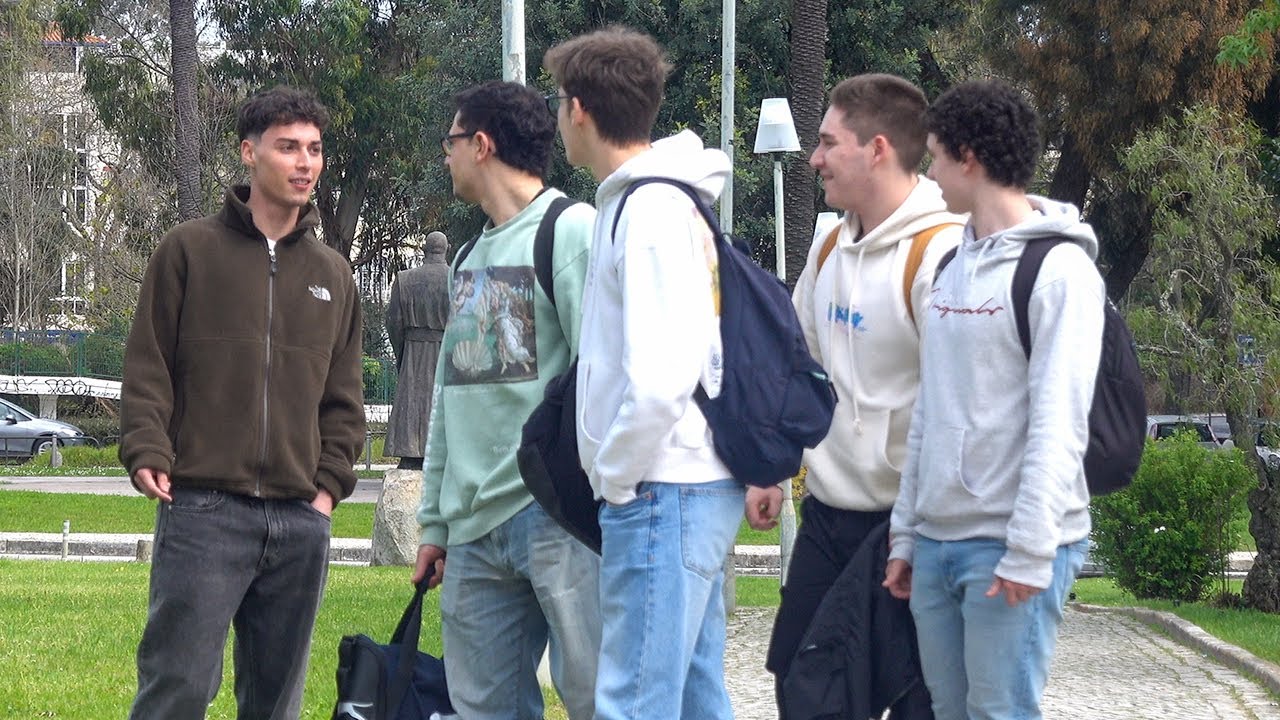 Vocês Tão a Falar Sobre o Quê??