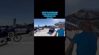 COPS👮‍♂️DEFEND PREACHER WHILE SHARING THE GOSPEL TO THOUSANDS OF EGYPTIANS🇪🇬#youmustbebornagain