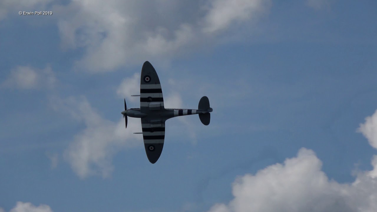 Oostwold Airshow 2019 Supermarine Spitfire Mk IX MH434 G-ASJV Sunday 9-6-2019