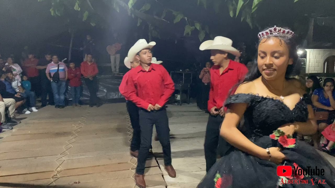 Bonita quinceañera con vals al estilo huasteco. desde la huasteca poblana Huehuetla Puebla