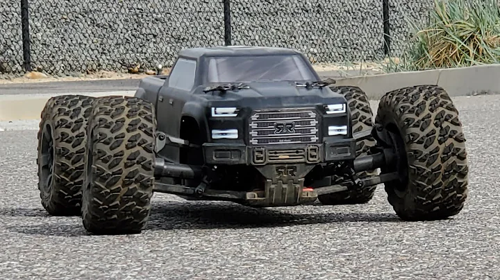 Lowered Arrma Big Rock 3S V3