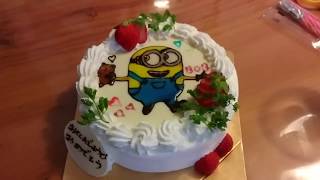 ミニオンのバースデーケーキ