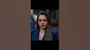 نظرة زينب في اخر المشهد تجنن خليل ابراهيم مسلسلات تركية حب بلا حدود 