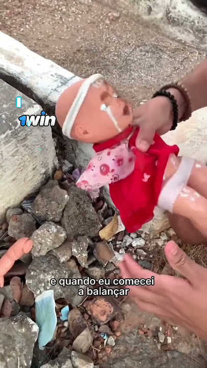 A boneca amaldiçoada do cemitério