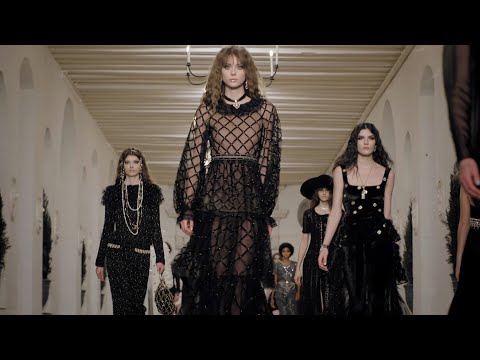 CHANEL 2020/21 Métiers d'art Collection Runway Show from Le Château des  Dames