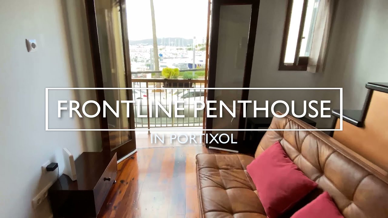 Charming frontline penthouse in Portixol for sale